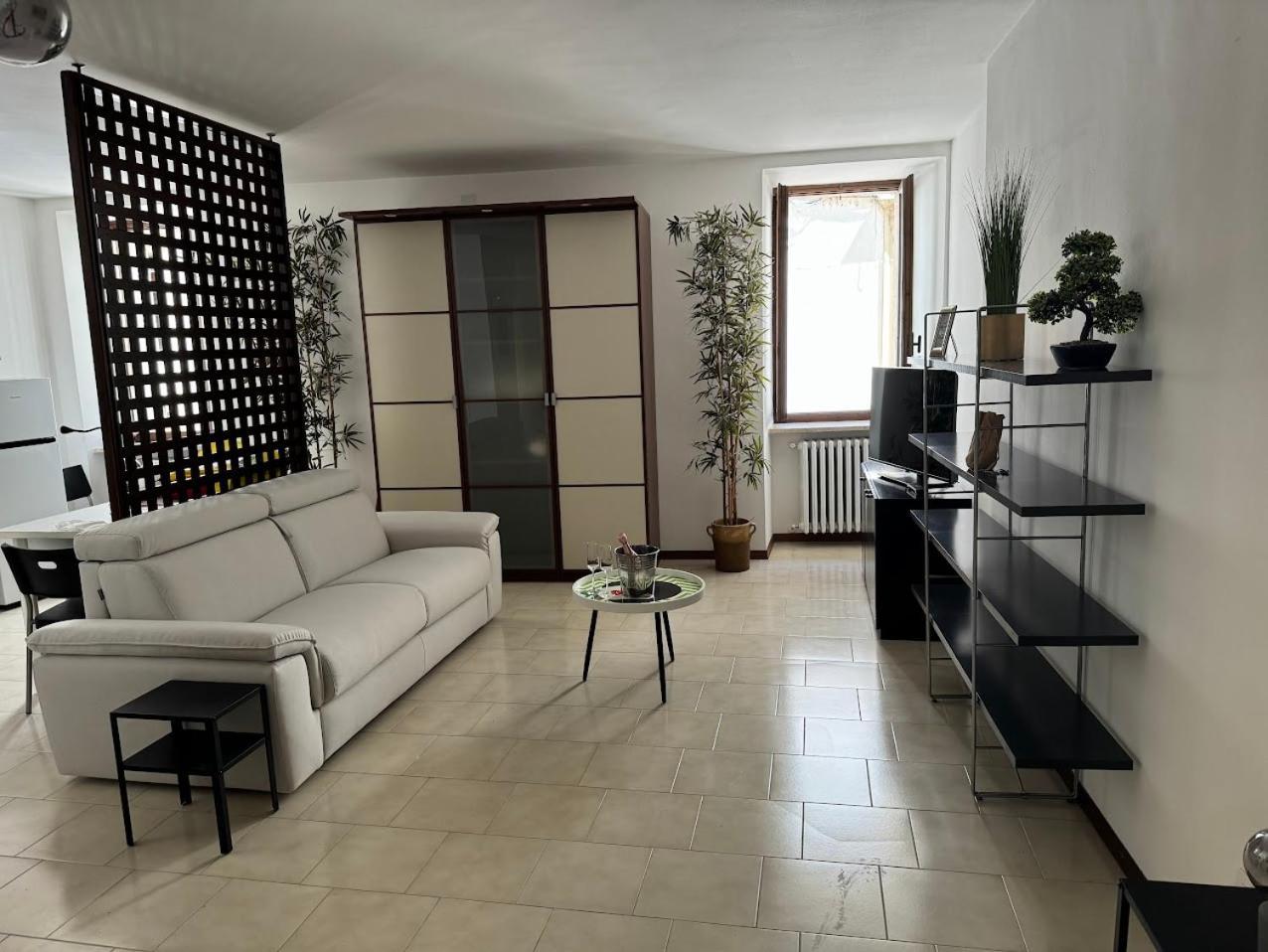 La Torretta Apartment Peschiera del Garda Exterior foto